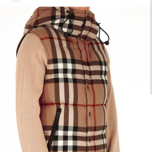 Burberry Detachable Sleeve Check Puffer - Picture 4 of 4
